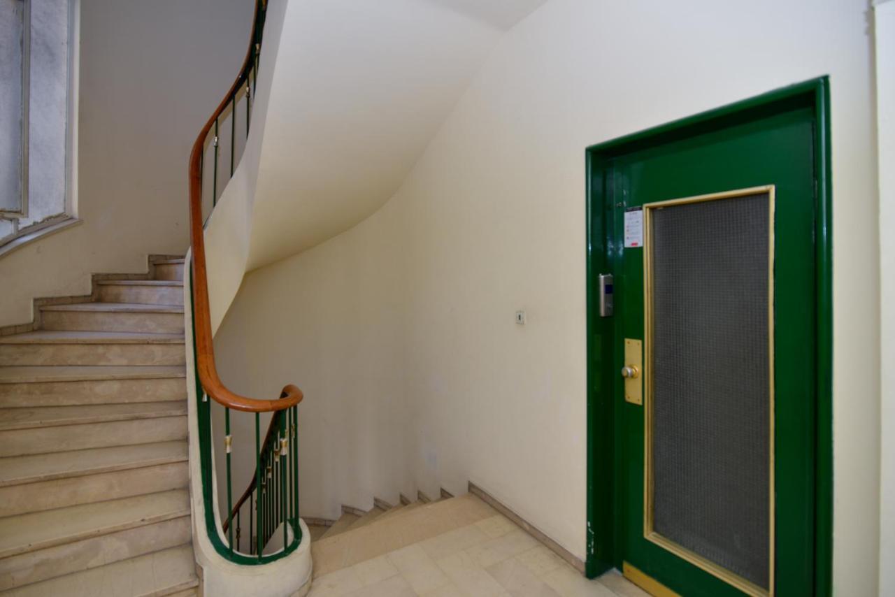 Athens Central Apartment In Front Of Metro Syntagm Εξωτερικό φωτογραφία